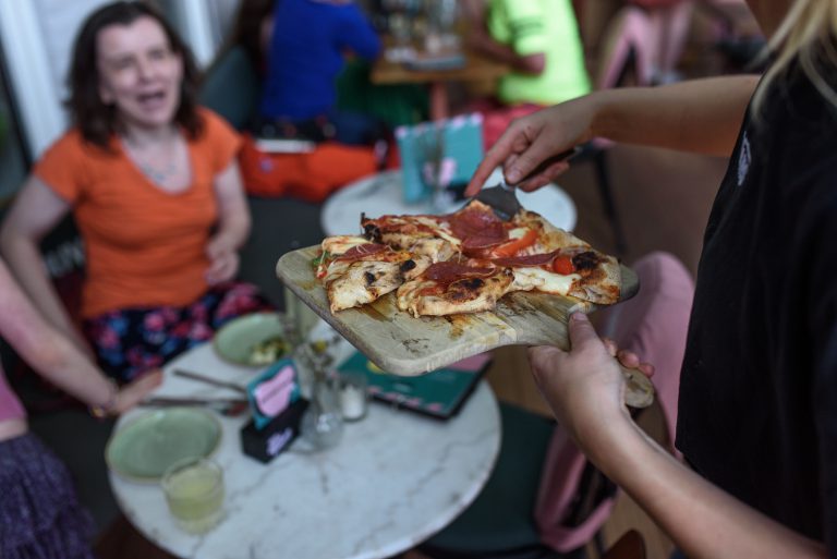 BUUV.Nijmegen_shared_pizza's